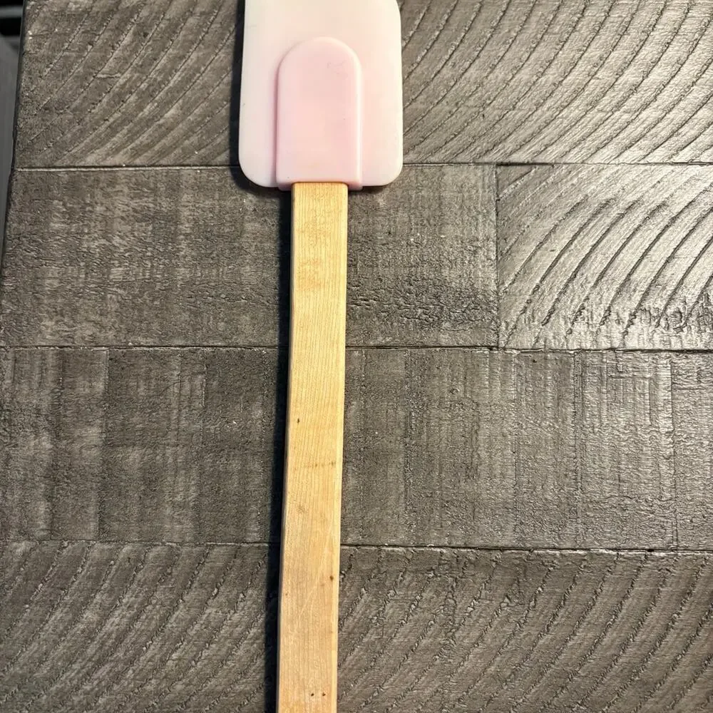 Vintage PYREX Silicon Scraper